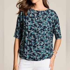 J.Jill Wearever floral print top. Lightweight, casual, preppy, EUC! Size L